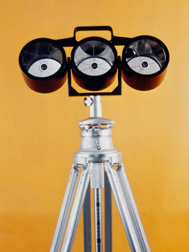 Reflektor zu den elektro-optischen Distanzmesser DM 1000. Foto © Stadtmuseum Aarau