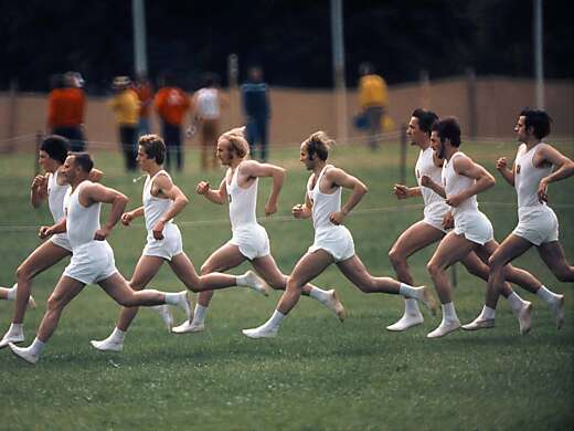 Eidgenössisches Turnfest: Turner aus Felben, 1972 (Fotograf: Reto Hügin)