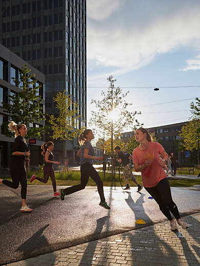 Family-Training mit Aaroutdoor Group Fitness (Foto: Donovan Wyrsch)